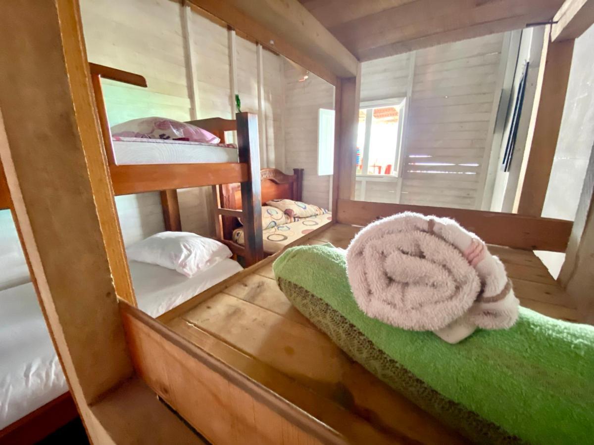 Hostal Paraiso Isla Mucura Luaran gambar