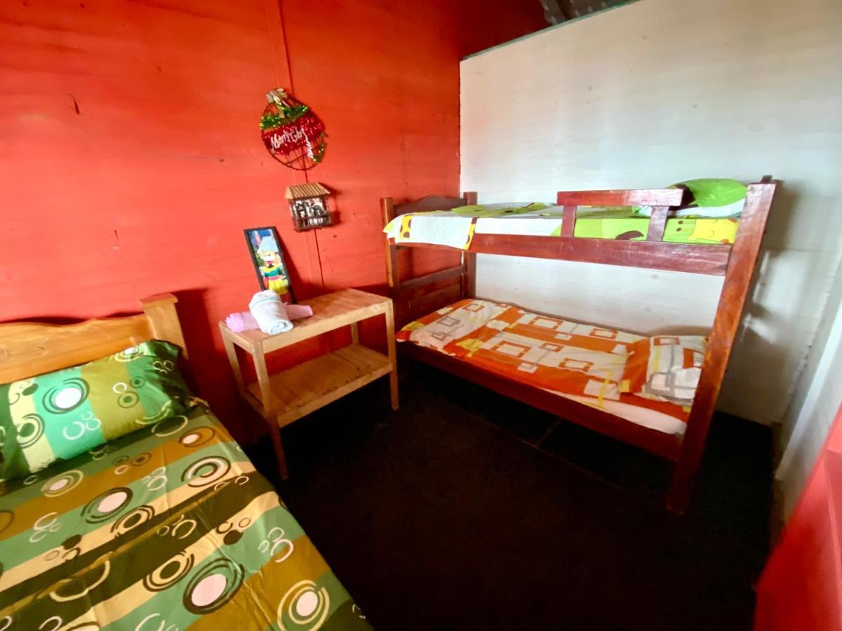 Hostal Paraiso Isla Mucura Luaran gambar