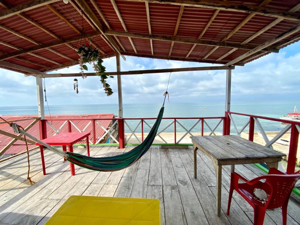 Hostal Paraiso Isla Mucura Luaran gambar